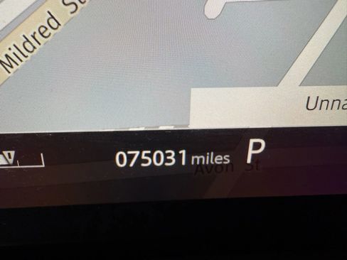 Used 2020 Land Rover Range Rover Velar R-Dynamic S image 38