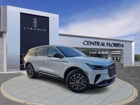 New 2026 Lincoln Nautilus Premier AWD/4WD image 25