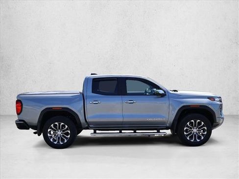 Used 2024 GMC Canyon Denali AWD/4WD image 4