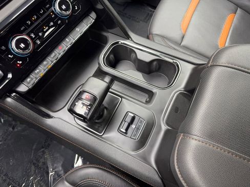 Used 2025 GMC Sierra 1500 AT4 image 71