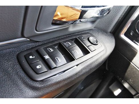 Used 2023 RAM 1500 Classic SLT w/ Electronics Group AWD/4WD image 19
