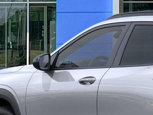 New 2026 Chevrolet Trax RS w/ Driver Confidence Package image 12