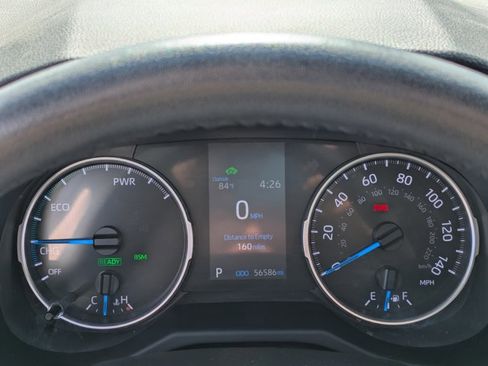 Used 2022 Toyota RAV4 XLE AWD/4WD image 10