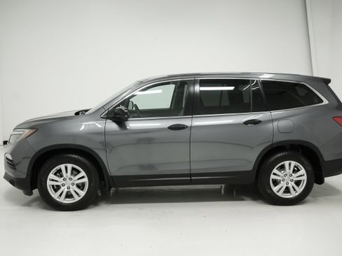 Used 2016 Honda Pilot LX image 7