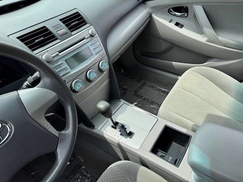Used 2008 Toyota Camry LE FWD image 14