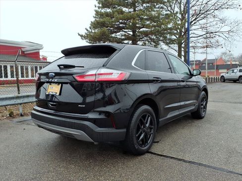 Used 2024 Ford Edge SEL w/ Convenience Package image 6