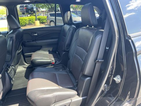 Used 2021 Honda Pilot Black Edition image 33