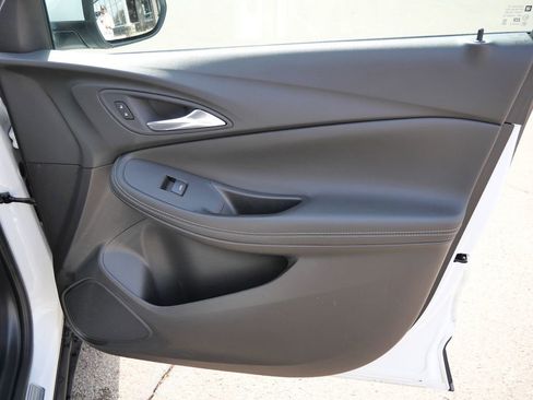 Used 2023 Buick Encore GX Select AWD/4WD image 15