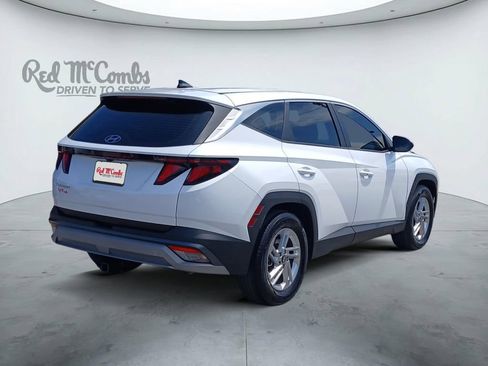 Certified 2025 Hyundai Tucson SE FWD image 5