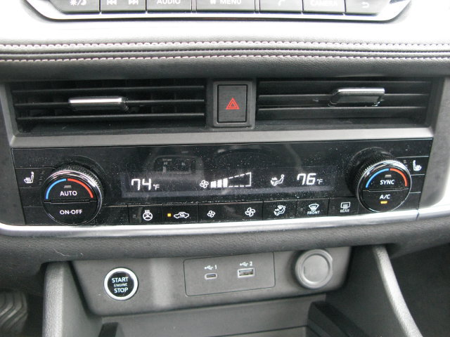 Used 2023 Nissan Rogue SV w/ SV Premium B Package AWD/4WD image 18