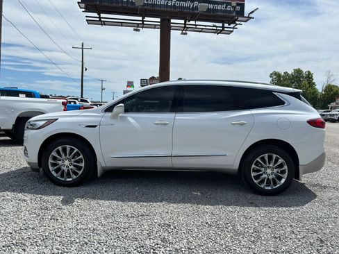 Used 2019 Buick Enclave Essence w/ Trailering Package, 5000 lbs. FWD image 2