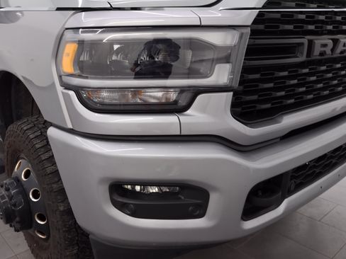 Used 2024 RAM 3500 Big Horn w/ Night Edition AWD/4WD image 22