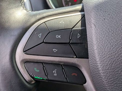 Used 2019 Jeep Grand Cherokee Limited w/ Luxury Group II image 26