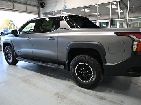 New 2026 Chevrolet Silverado EV Trail Boss w/ Premium Package image 11