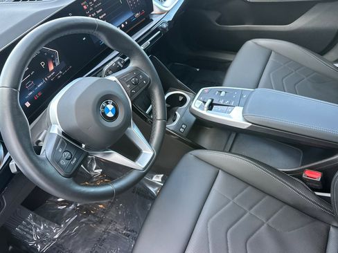 Used 2025 BMW X1 xDrive28i w/ Convenience Package image 17