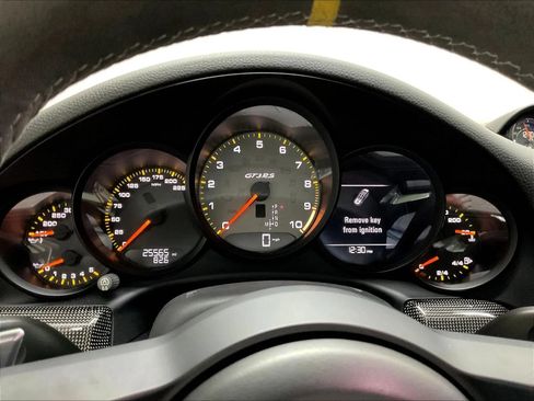Used 2019 Porsche 911 GT3 RS RWD image 29