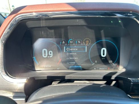 Certified 2022 Ford F150 Lariat image 26