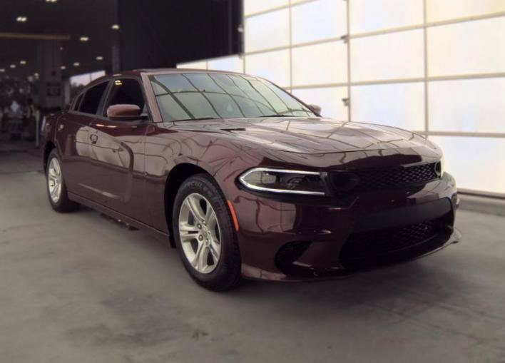 Used 2019 Dodge Charger SXT RWD image 2