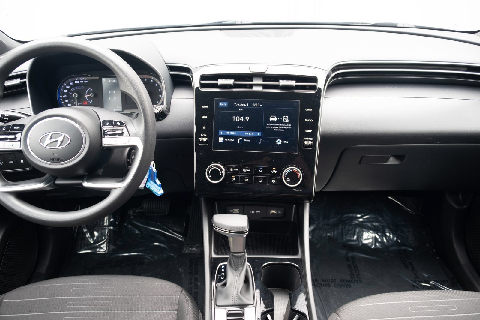 Used 2024 Hyundai Santa Cruz SE AWD/4WD image 15