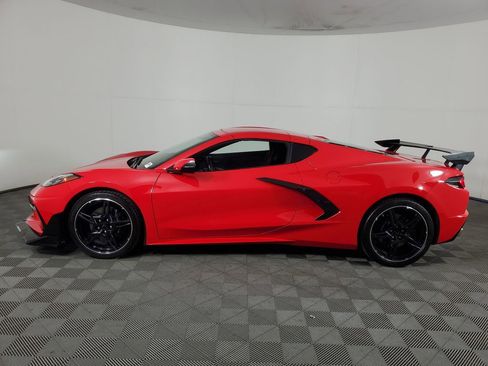 Used 2025 Chevrolet Corvette Stingray Coupe w/ 1LT RWD image 7