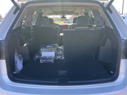 New 2026 Volkswagen Atlas SEL image 13