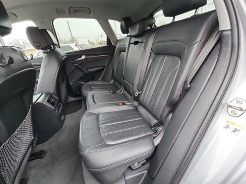 Used 2020 Audi Q5 2.0T Premium w/ Convenience Package image 23