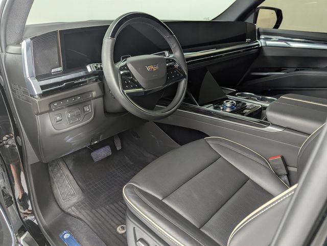 Used 2026 Cadillac Escalade Sport w/ LPO, ONYX Package AWD/4WD image 11