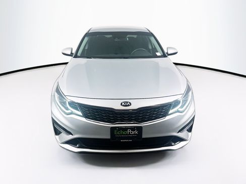 Used 2020 Kia Optima LX FWD image 2