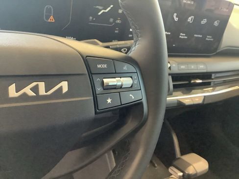 Certified 2025 Kia K4 EX FWD image 24