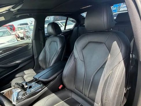 Used 2018 BMW 530i RWD image 7