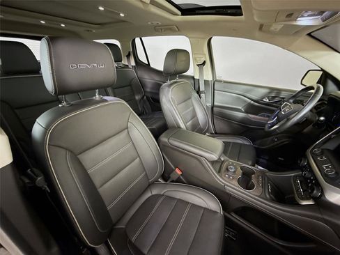 Used 2021 GMC Acadia Denali w/ GMC Pro Grade Package image 30