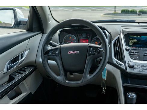 Used 2016 GMC Terrain SLE FWD image 20
