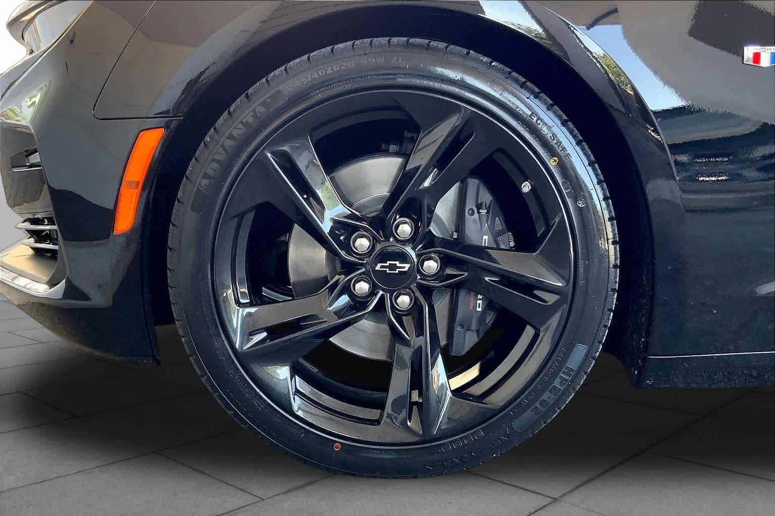 Used 2021 Chevrolet Camaro SS RWD image 11