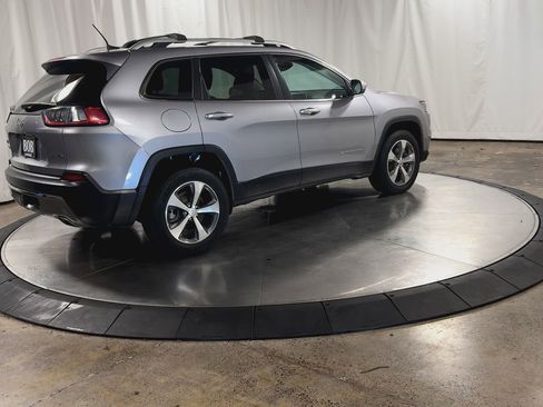 Used 2020 Jeep Cherokee Limited w/ Technology Group image 9