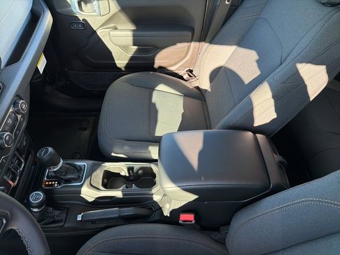 New 2026 Jeep Gladiator Sport image 36