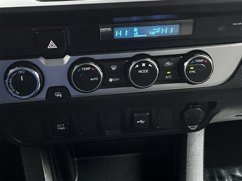 Used 2023 Toyota Tacoma SR image 18