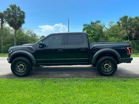 Used 2018 Ford F150 Raptor w/ Equipment Group 802A Luxury AWD/4WD image 8