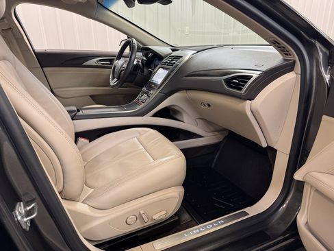 Used 2017 Lincoln MKZ Select w/ Select Plus Package image 26