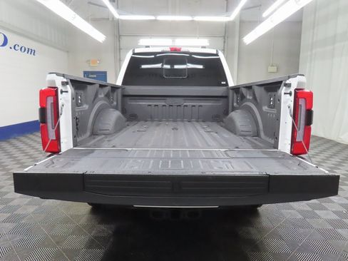 Used 2025 Ford F250 Platinum image 44