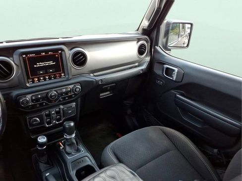 Used 2021 Jeep Gladiator Sport w/ Quick Order Package 24Q 80Th AWD/4WD image 18
