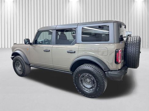 New 2025 Ford Bronco Badlands w/ Sasquatch Package image 7