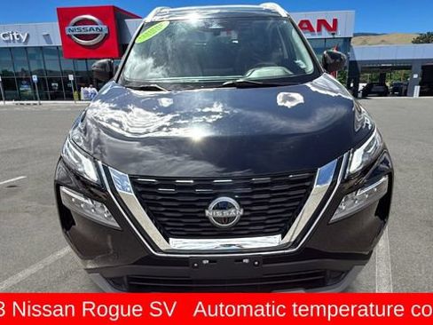 Used 2023 Nissan Rogue SV w/ SV Premium B Package FWD image 8