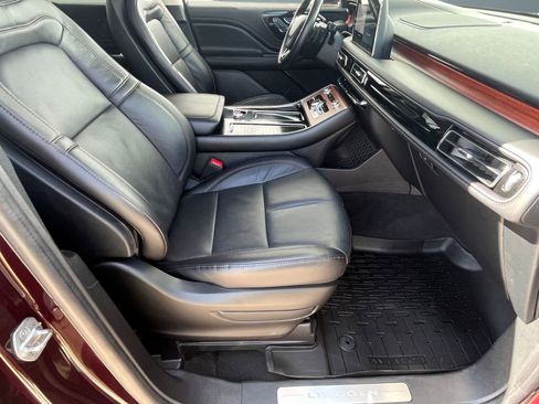 Used 2023 Lincoln Aviator Reserve w/ Elements Package Plus image 22