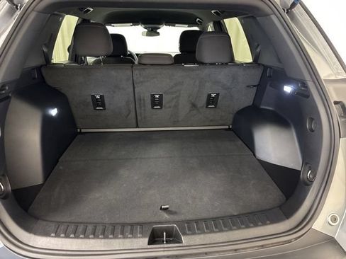 Used 2026 Chevrolet Equinox LT FWD image 12