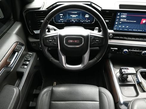 Used 2023 GMC Sierra 1500 SLT AWD/4WD image 26