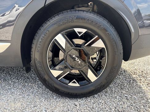 Used 2026 Kia Sportage LX FWD image 31