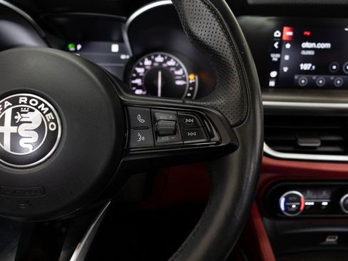 Used 2021 Alfa Romeo Stelvio Ti w/ Nero Edizione image 26