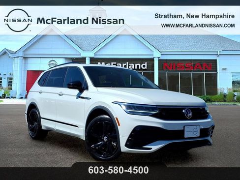 Used 2023 Volkswagen Tiguan SE R-Line AWD/4WD image 1
