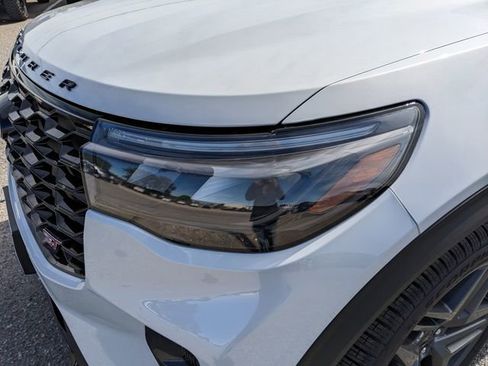 New 2026 Ford Explorer ST image 9