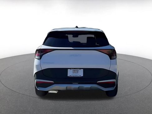 Used 2025 Kia Sportage LX image 12